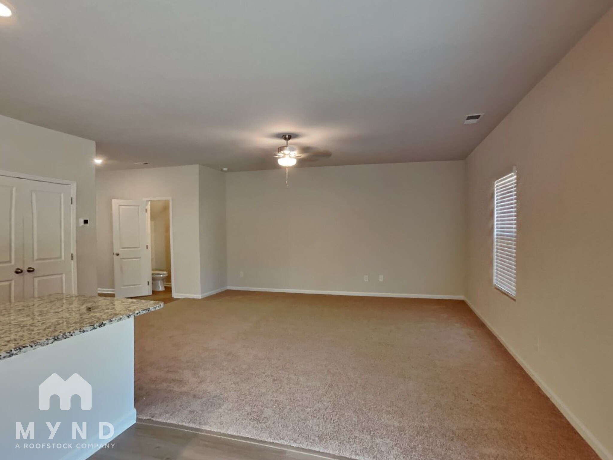 Building Photo - 112 Warwick Dr