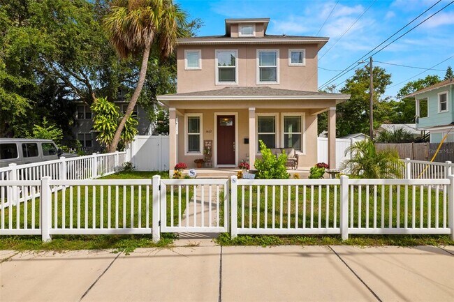 Primary Photo - 1407 7th Ave N