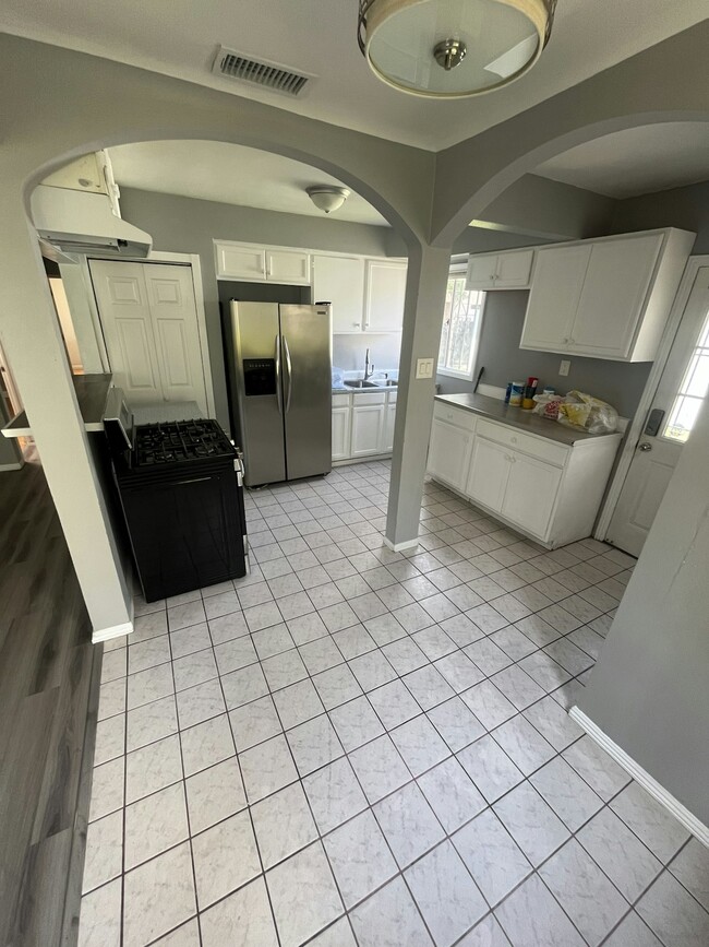 Building Photo - 15700 Crenshaw Blvd