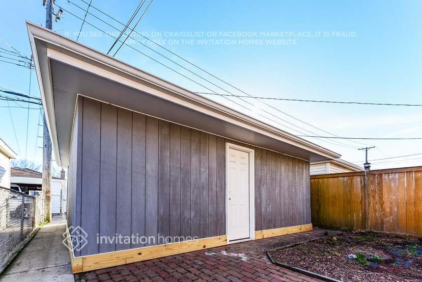 Building Photo - 6723 W 63rd St