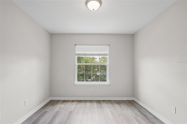 Building Photo - 12713 Lexington Ridge St