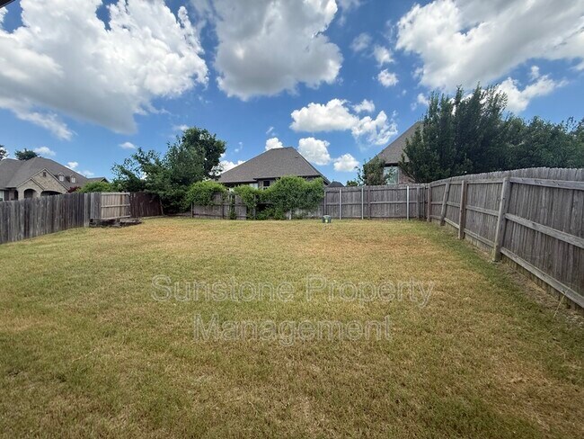 Building Photo - 14695 S Toledo Pl