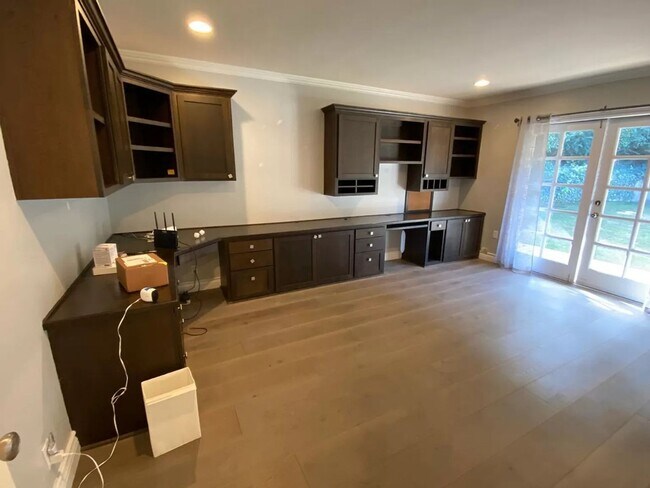 Building Photo - 4 Rent now at Calvena Drive