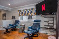 Building Photo - 10 N Pistakee Lake Rd