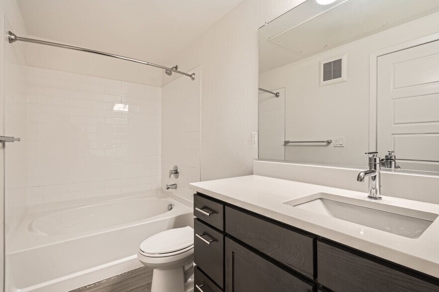 Building Photo - 9185 Wilde Ln