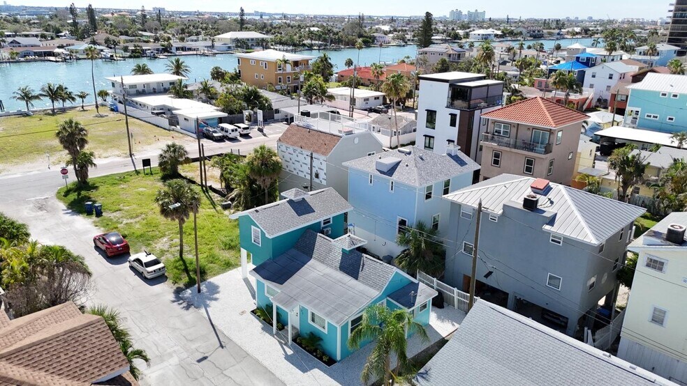 Building Photo - 37 80th Terrace