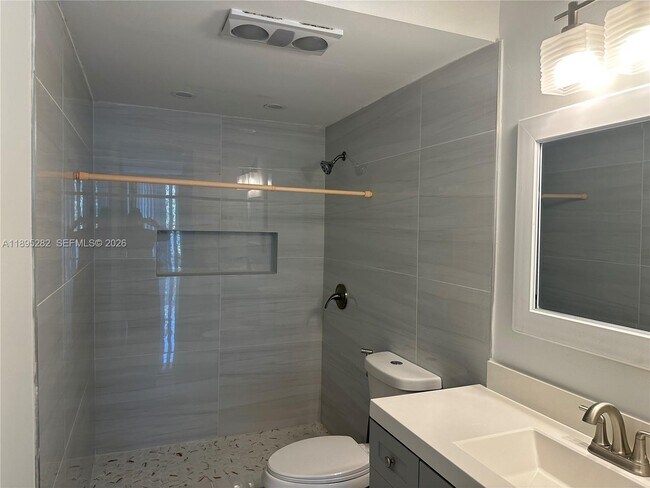 Building Photo - 7051 Environ Blvd