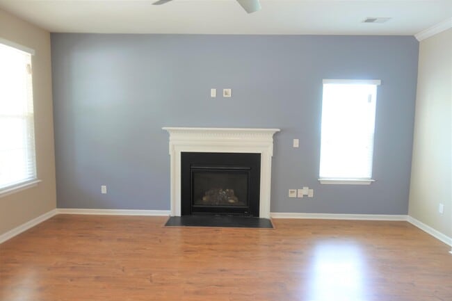Building Photo - 344 Marble Ln