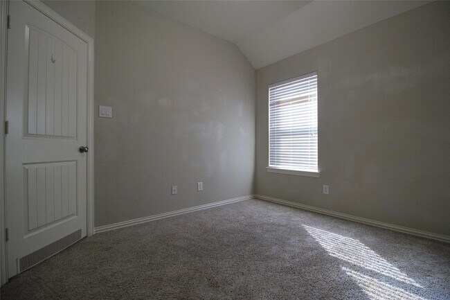 Building Photo - 18768 Kelly Meadows Ln