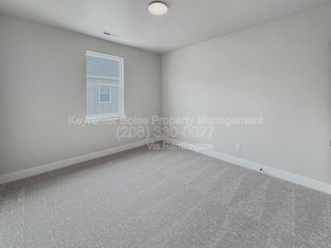 Building Photo - 152 S Koyukuk Ln