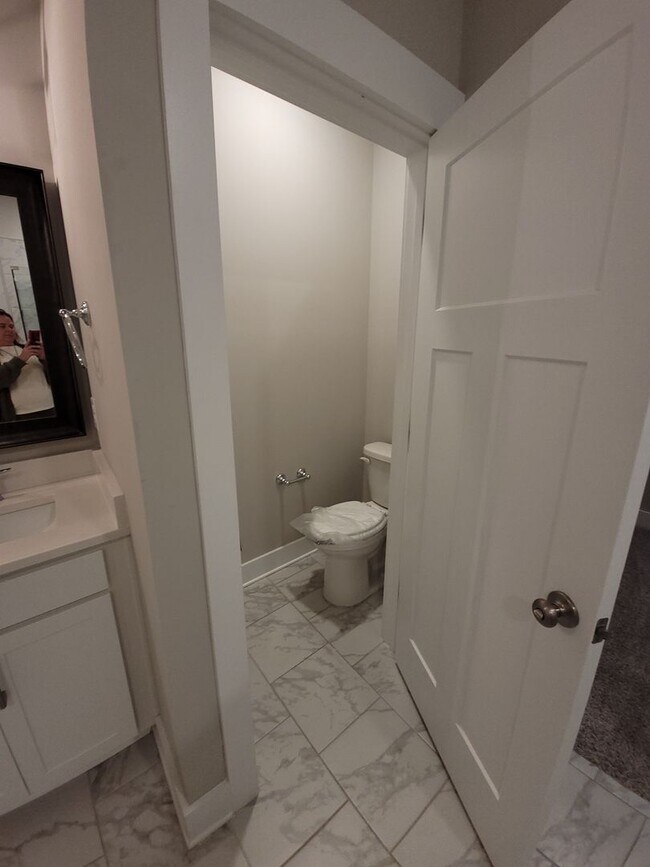 Building Photo - Zeirdt Road - Redstone Gate 7 - Toyato Field