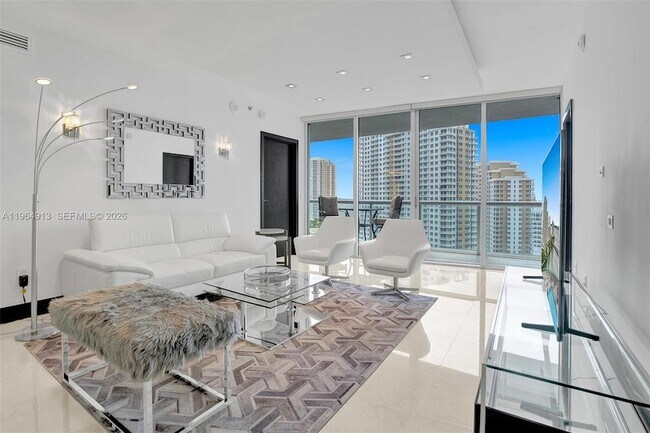 Building Photo - 465 Brickell Ave
