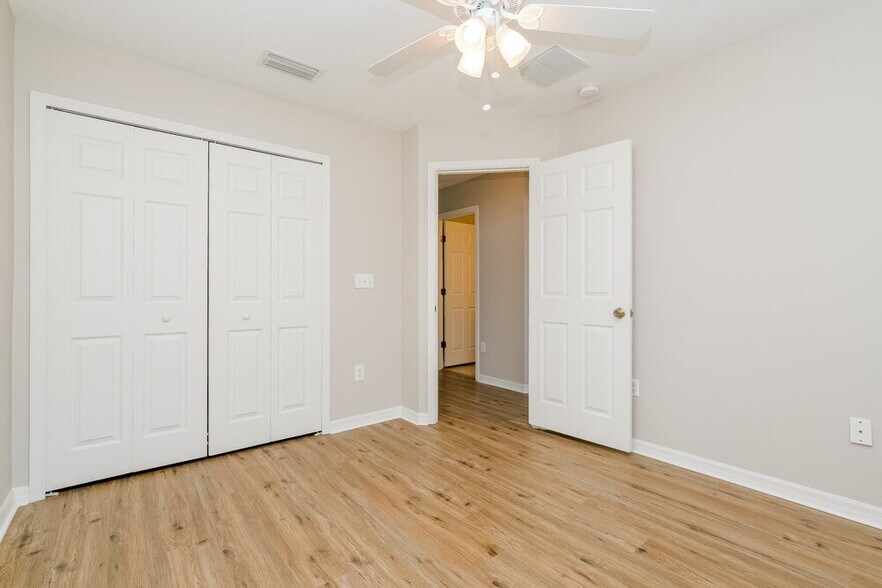 Building Photo - 2438 Hibiscus Bay Ln