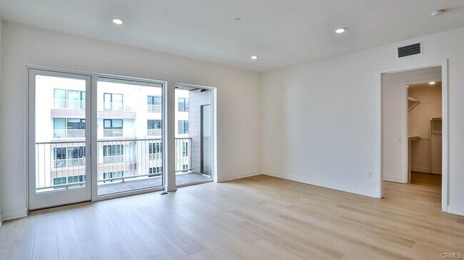 Building Photo - 2606 Rivington