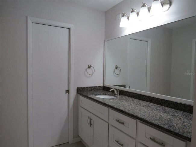 Building Photo - 4023 Paddlewheel Dr