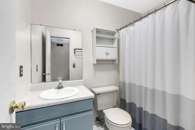 Building Photo - 44 Coriander Dr