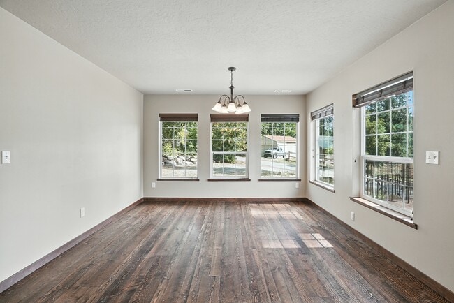 Building Photo - 23732 N Lakeview Blvd