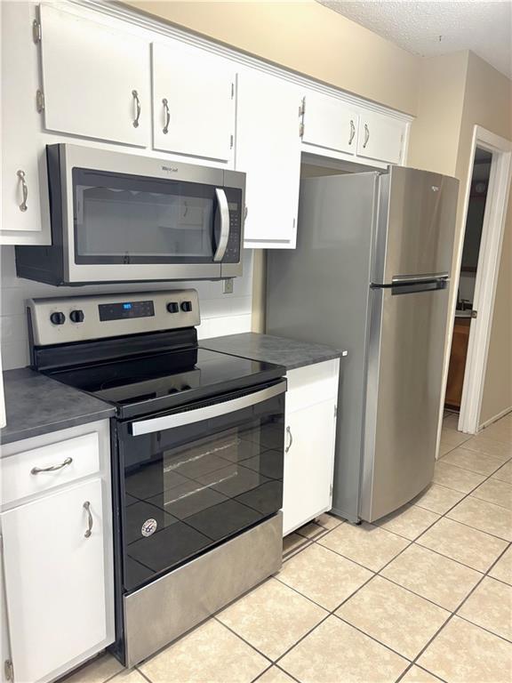 Building Photo - 534 Highland Woods Dr W