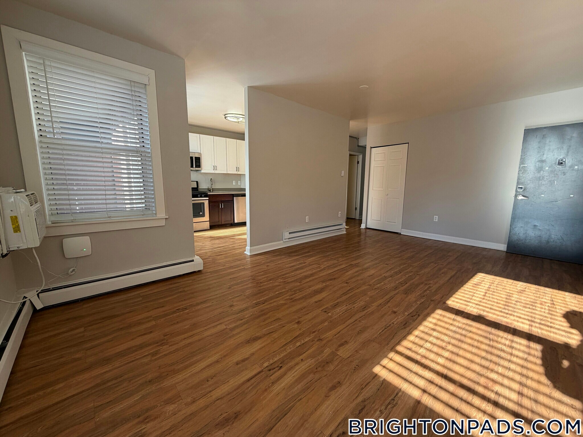 Building Photo - 9 Bronsdon St