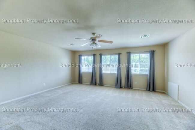 Building Photo - FOR LEASE | Jenks | $2500 Rent | 5 Bed, 3 ...