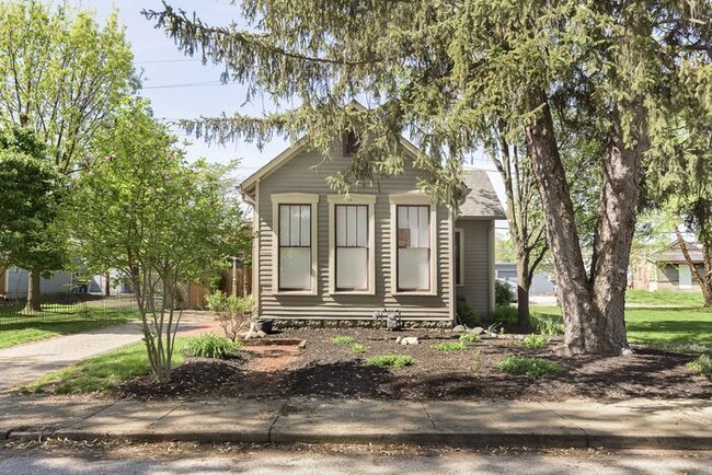 Primary Photo - Beautifully updated Historic Bungalow