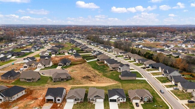 Building Photo - 716 Sheldrake Ln