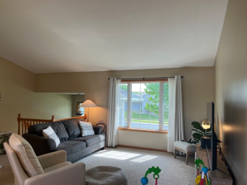 Building Photo - 2922 Kenosha Dr NW