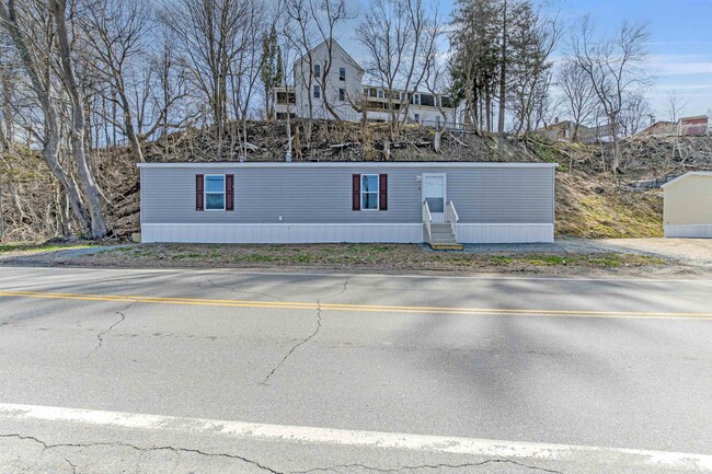 Primary Photo - 56 S Court St