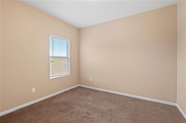 Building Photo - 149 Exeter Cove