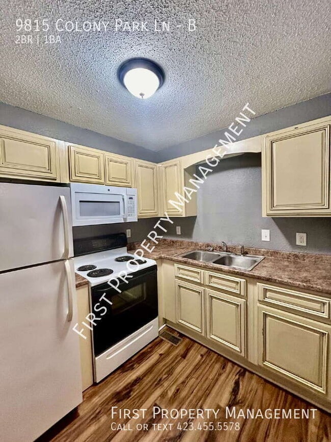 Building Photo - 9815 Colony Park Ln