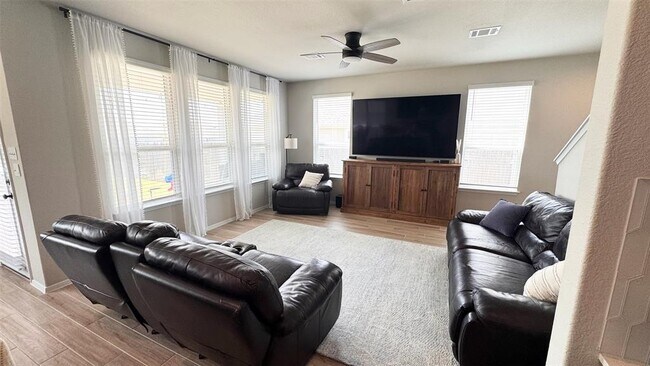 Building Photo - 112 Tranchet Dr