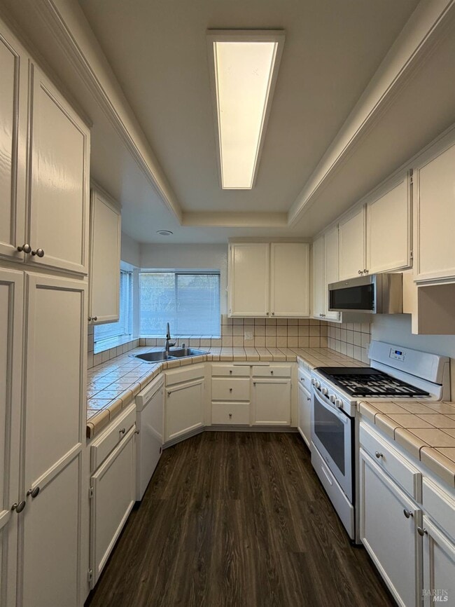 Building Photo - 378 Brey Rd