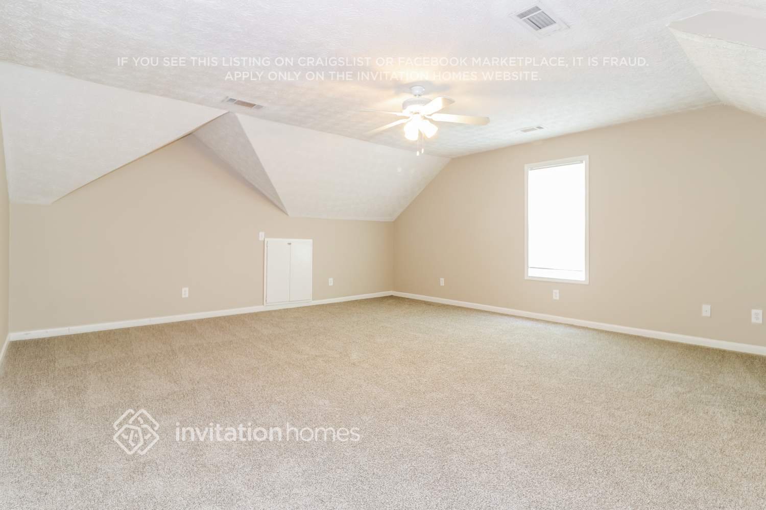 Building Photo - 135 Long Creek Dr