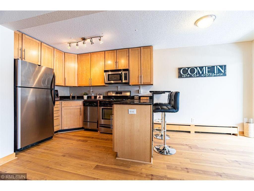 Building Photo - 2532 1st Ave S