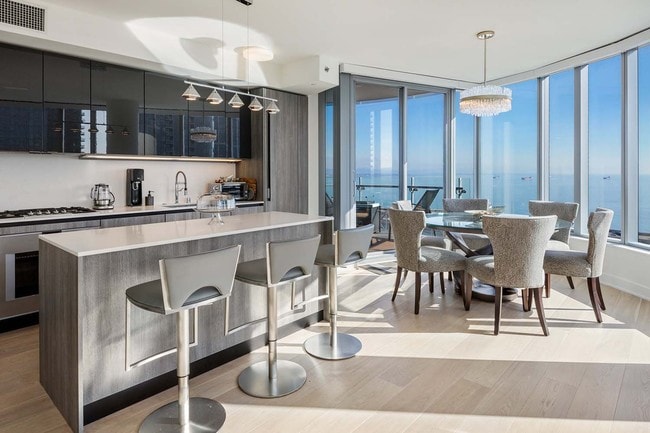 Building Photo - Stunning LUMINA Condo with Bay Views