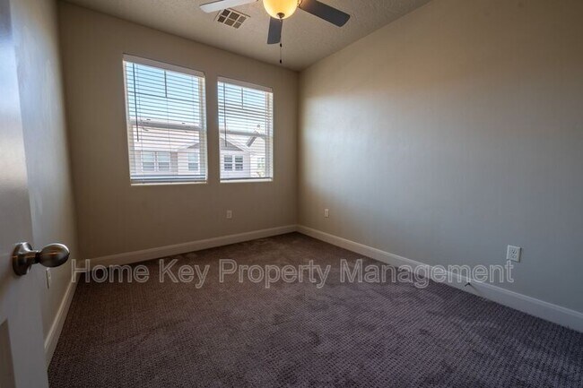 Building Photo - 1184 E Bulloch St