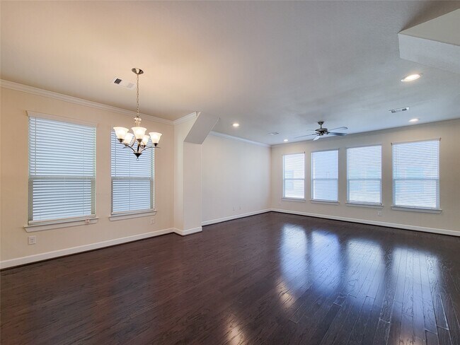 Building Photo - 1506 Brayson Oaks Pl