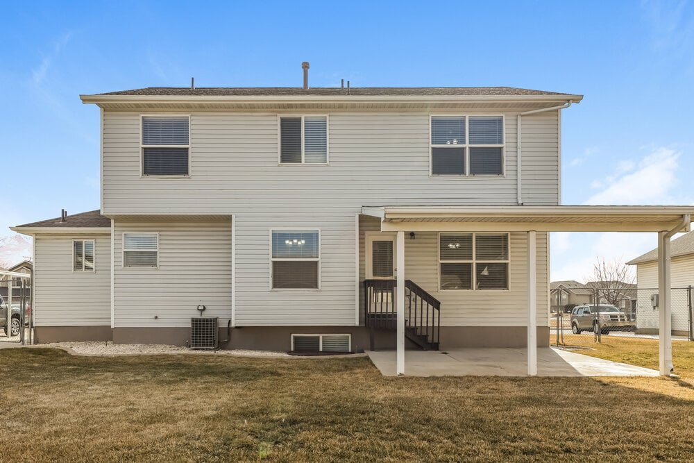 Building Photo - 4083 1100 W