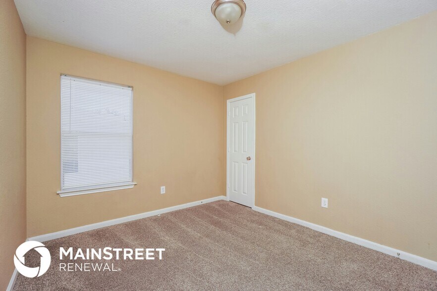 Building Photo - 5822 Blonde Canyon