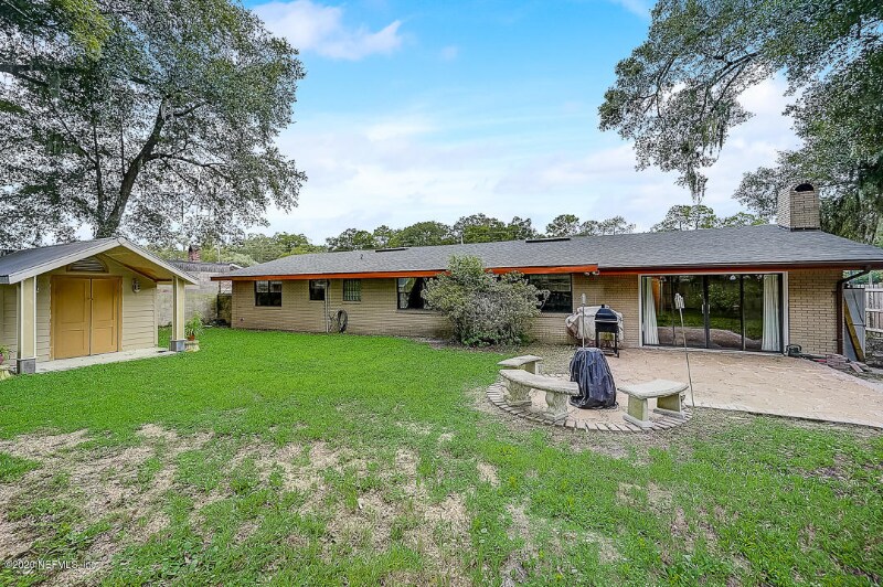 Building Photo - 5556 Floral Ave