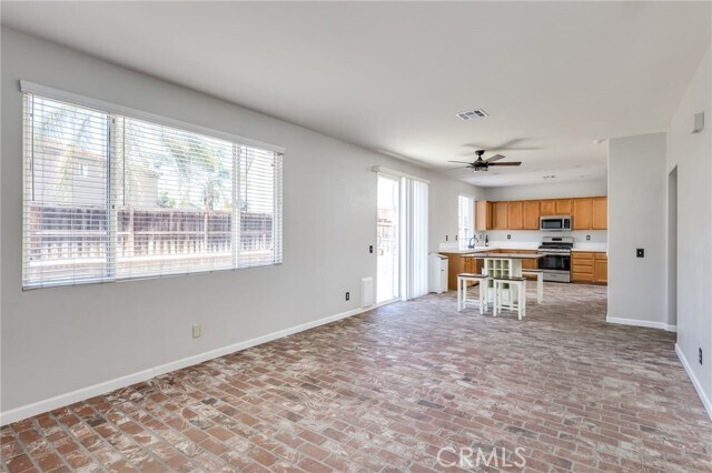 Building Photo - 29413 Falcon Hl Dr