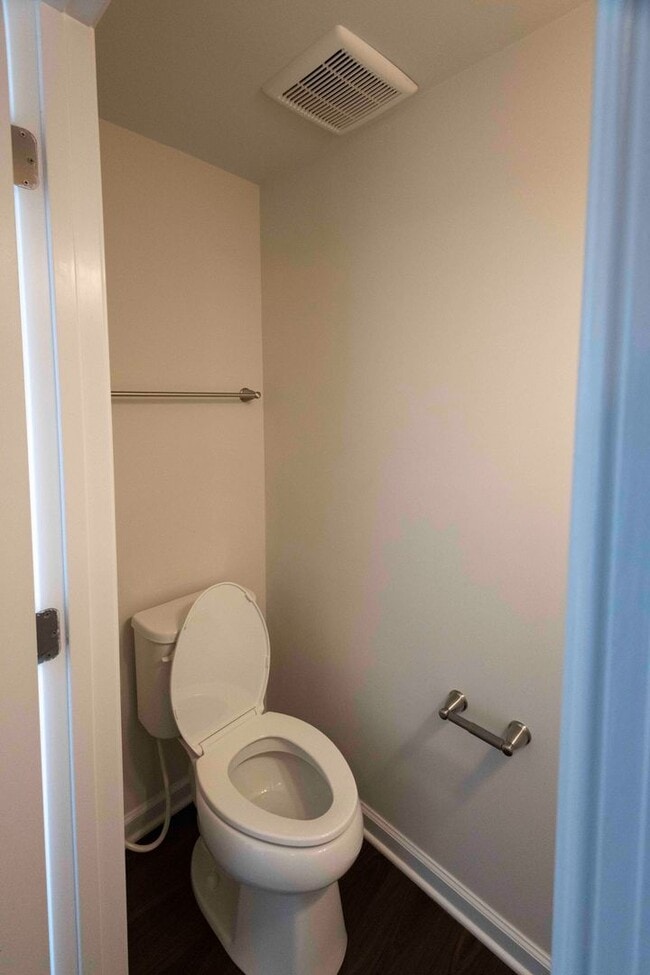 Building Photo - Charming 3 Bedroom/2.5 Bathroom in Bel Air, MD!