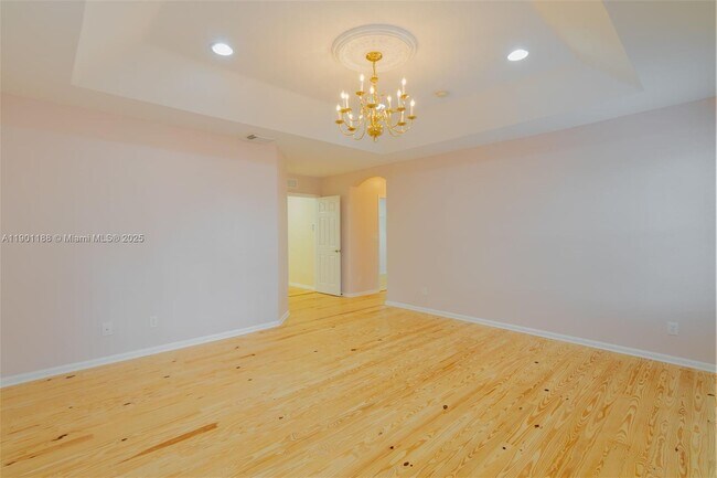 Building Photo - 9065 Silver Glen Way