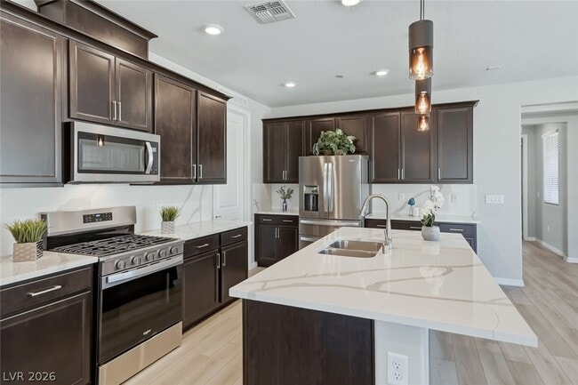 Building Photo - 38 Crimson Cactus Ave