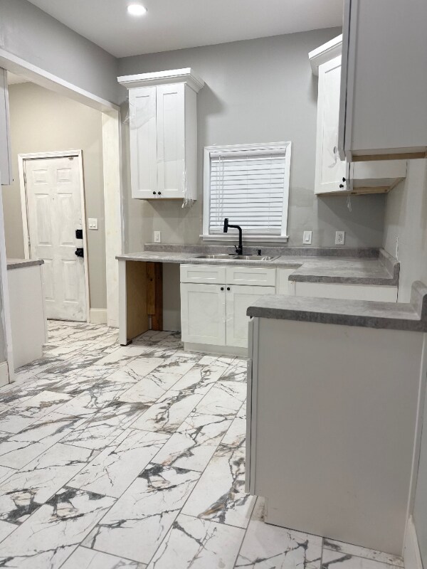 Building Photo - 1629 Netherwood Ave