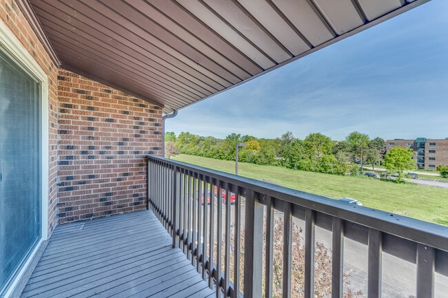 Building Photo - 900 Perrie Dr