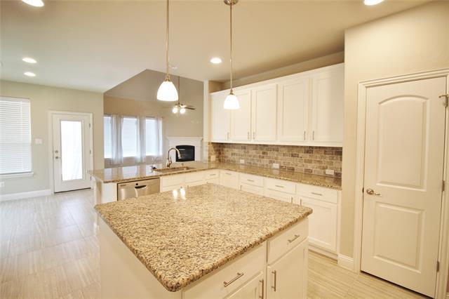 Building Photo - 3200 Treyburn Ln