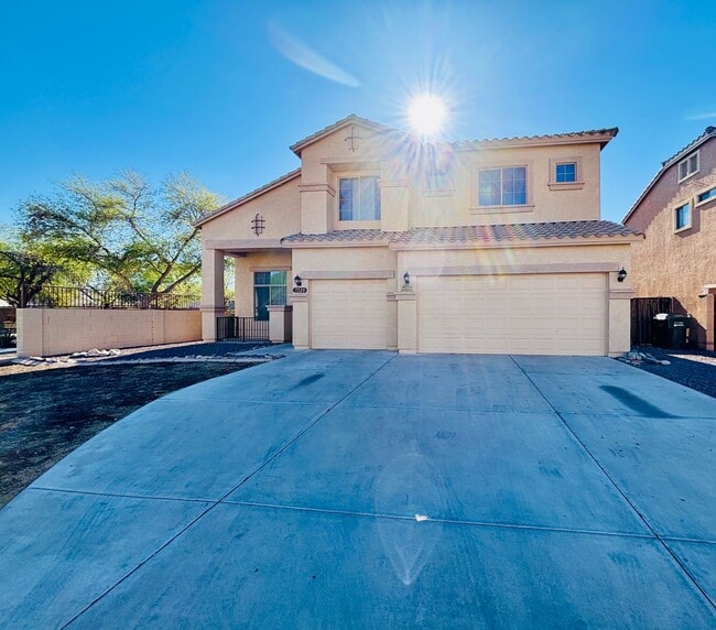 Building Photo - 7320 S 15th Dr