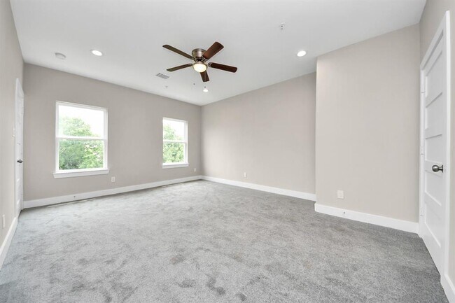 Building Photo - 3913 Griggs Rd