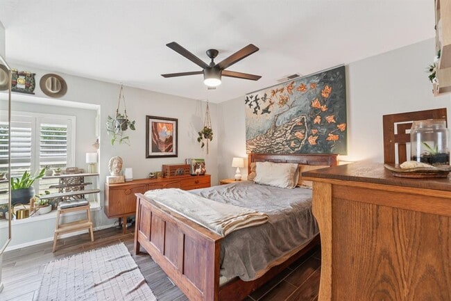 Building Photo - 1213 S Trace Dr